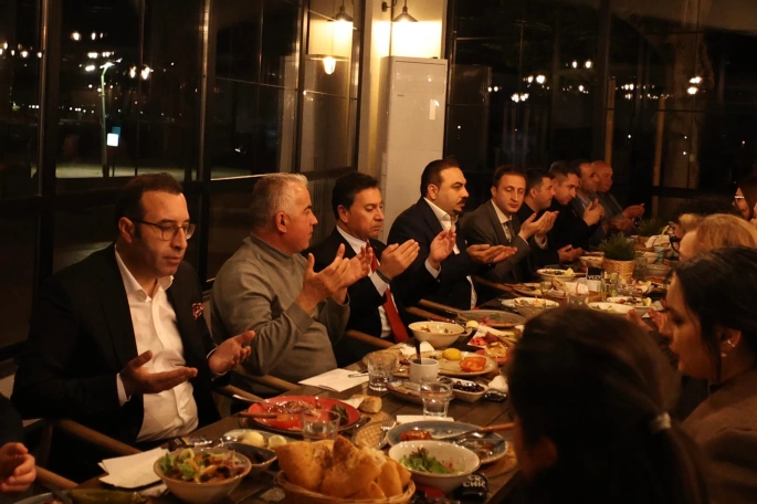 Muğla ve Bodrum protokolü Bodrum Gazeteciler Cemiyeti’nin geleneksel iftarında buluştu