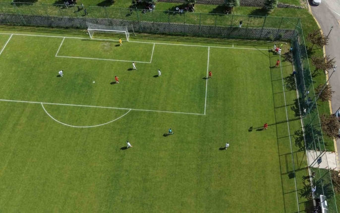 Amatör futbolun kalbi Erzurum\