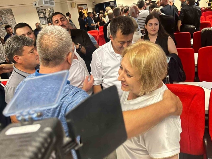 Menderes Belediyesi başkan vekilliği seçimini AK Parti kazandı 1