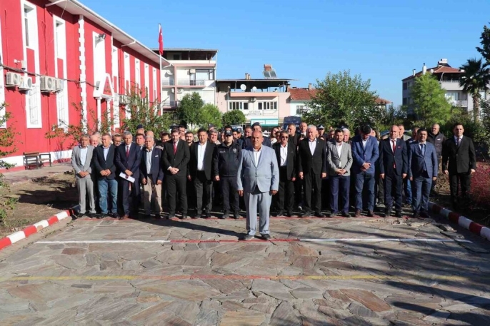 Başkan Özel, muhtarların gününü kutladı 1