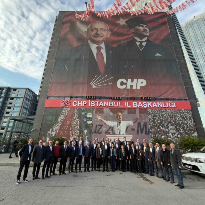 CHP İstanbul İl Başkanı Yüksel, ilçe başkanlarıyla toplantı gerçekleştirdi 2