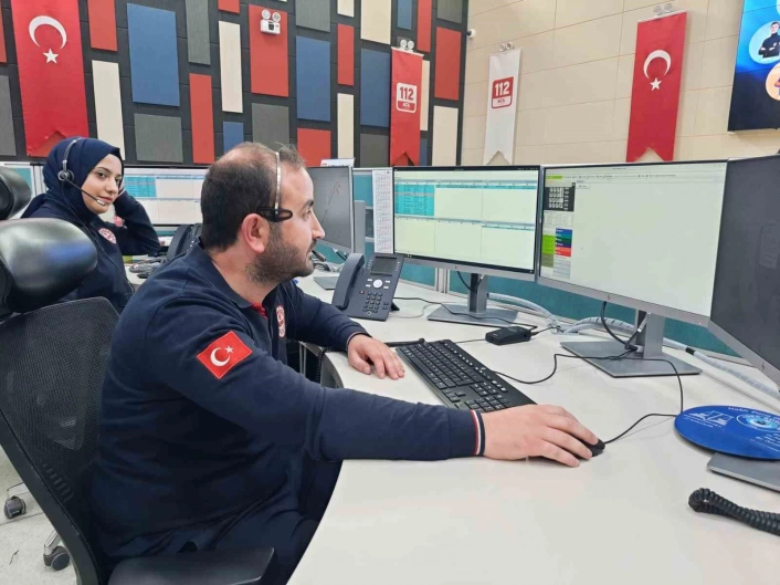 Karsta 112 Acil Çağrı Merkezi 2024 yılında 333 bin 778 çağrı aldı