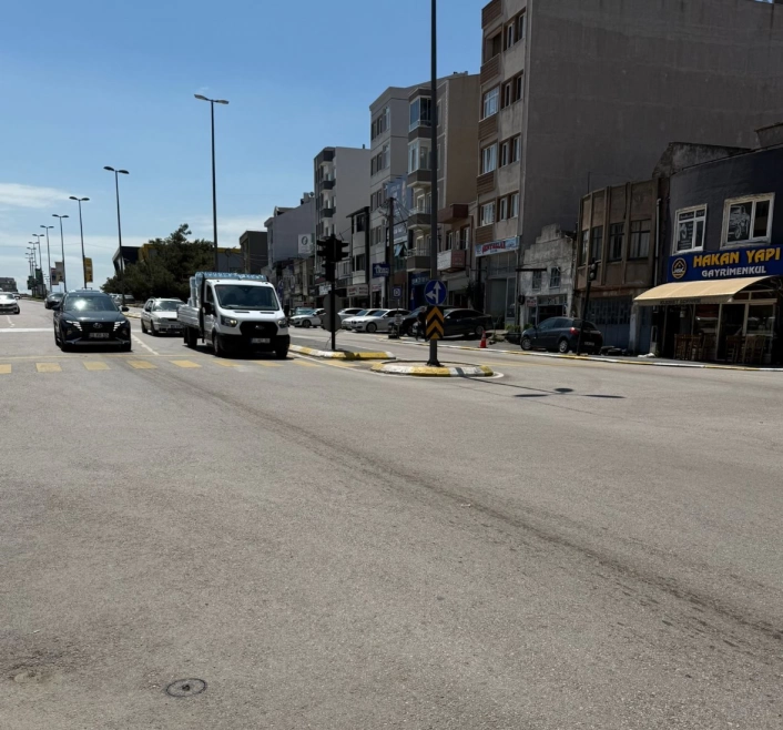Mazotun sızdığı yolda kayan sürücü yaralandı