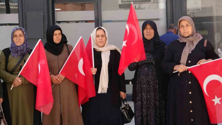 Vanlı aileler: "Artık bu ülkede şehit haberleri almak istemiyoruz"
