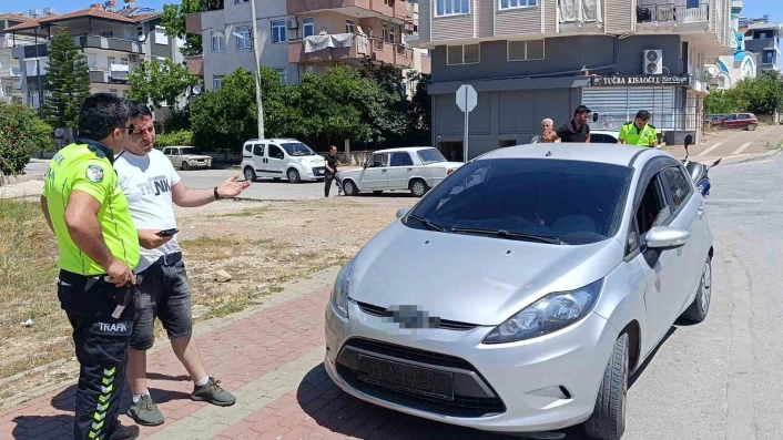Dikkatsiz manevra kazayı beraberinde getirdi