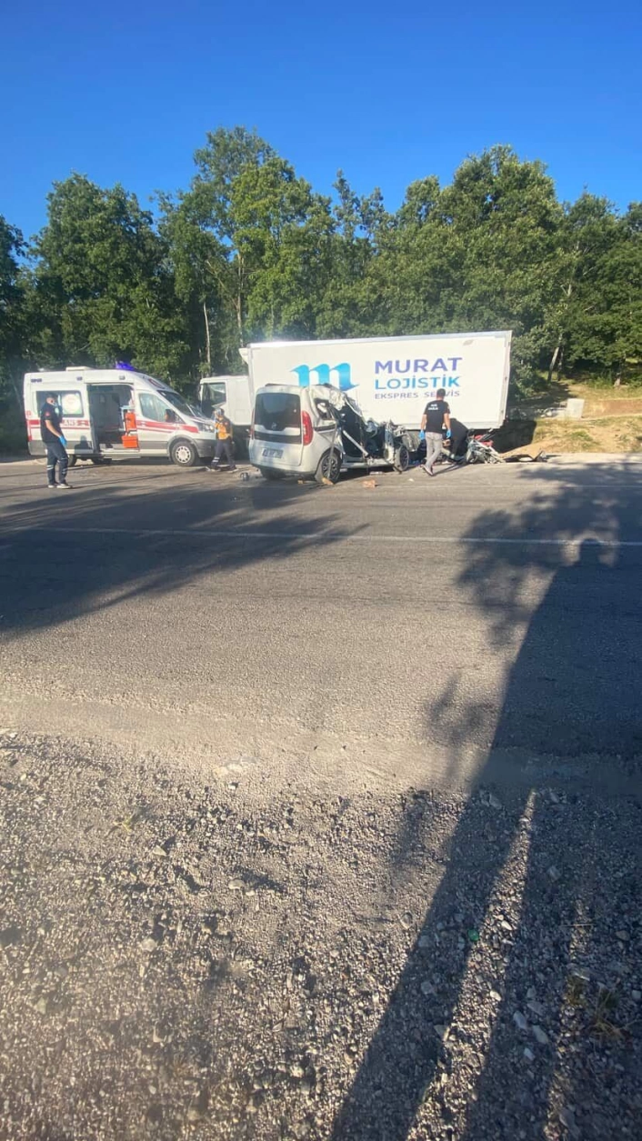 Tokatta feci kaza: 2 ölü, 3 yaralı