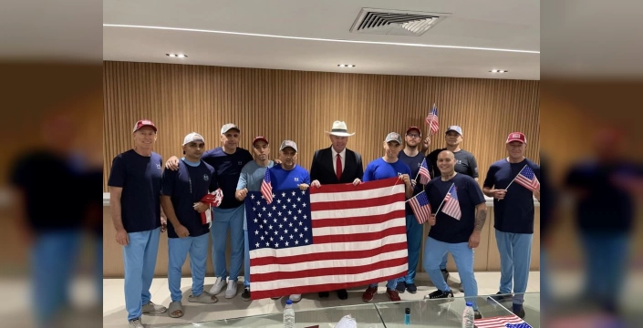 ABD'li mahkumlar serbest bırakıldı: Venezuela'dan 10 vatandaş eve döndü