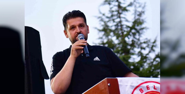 Ahlat'ta şiir gecesi: Vatandaşlar yoğun ilgi gösterdi