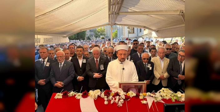 Altan Öymen son yolculuğuna uğurlandı: Ege'den de sevenleri katıldı