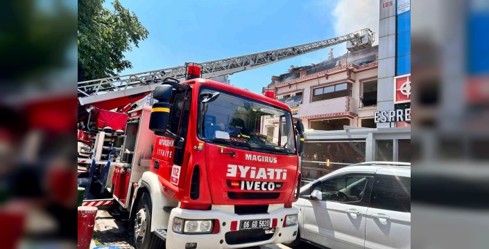 Ankara'da metruk binada yangın: Güvenlik zafiyeti tartışmaları
