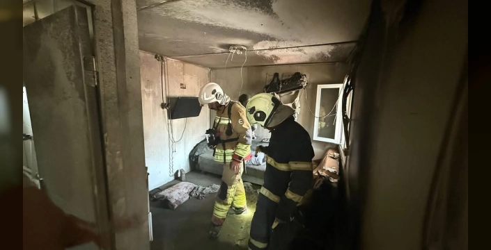 Antakya'da konteyner yangını: Kullanılamaz hale geldi