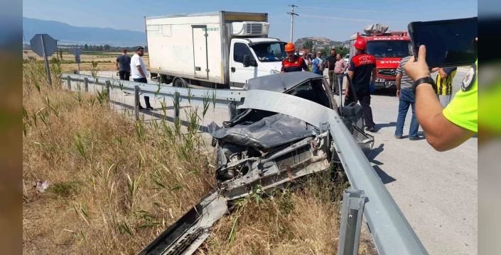 Burdur'da trafik kazası: Sürücü yaralandı