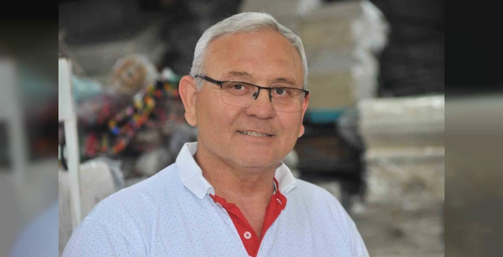 Çeşme'de üzüntü: Zahir Dalgıç son yolculuğuna uğurlandı