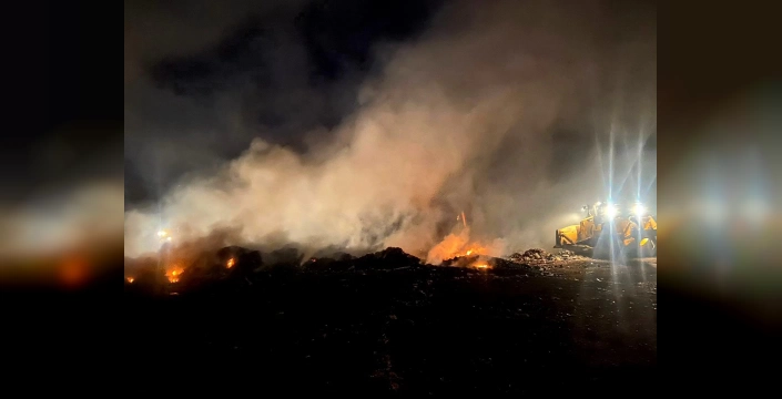 Denizli'de eski çöp alanında yangın: Saatlerce süren müdahale