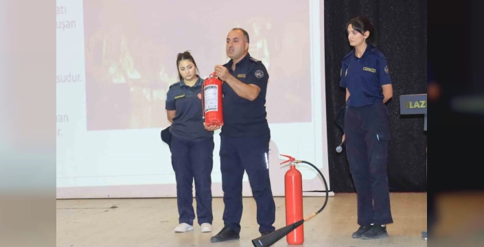 Elazığ Belediyesi'nden muhtarlara afet hazırlık seti