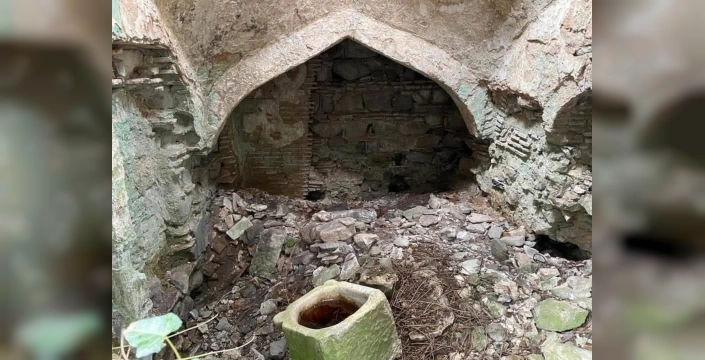 Gölcük'te tarihi Osmanlı hamamı restore ediliyor: 10 milyon TL'lik proje 150 günde tamamlanacak