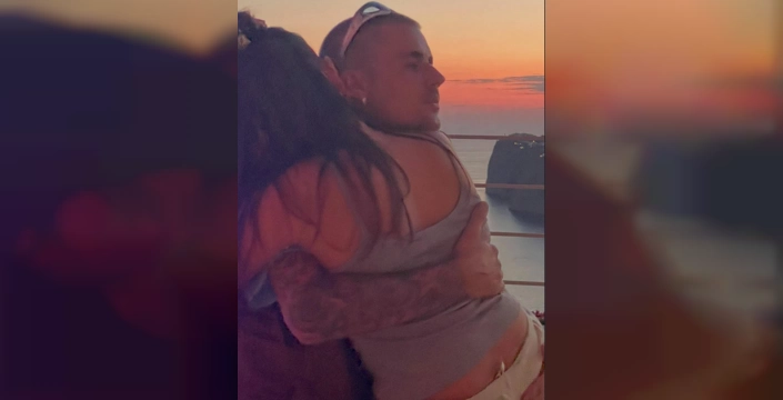 Hailey Bieber, Kuzey Tekinoğlu'nu paylaştı: 'En sevdiğiniz lipliner'ı kaybettikten sonra hayat'
