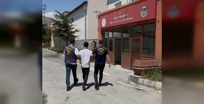 Hakkari'de 78 suçtan aranan E.Z. yakalandı