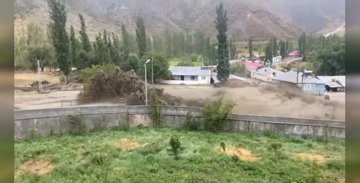 Kars'ta şiddetli yağış: 8 köyde sel felaketi