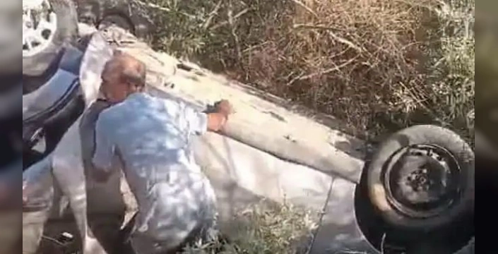 Milas'ta trafik kazası: Şarampole yuvarlanan araçta yaralı var