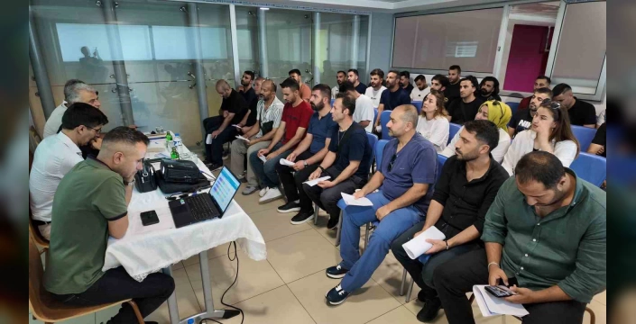 Muş'ta antrenörlerle sezon değerlendirmesi: Yeni hedefler belirlendi