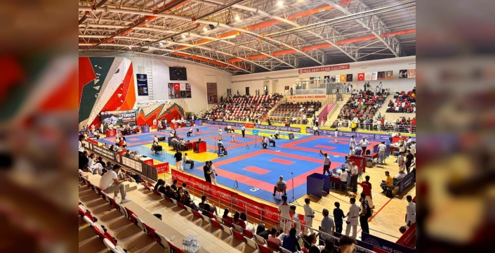 Muş'ta Karate Premier Ligi: Erdoğan Bayram Etabı başladı
