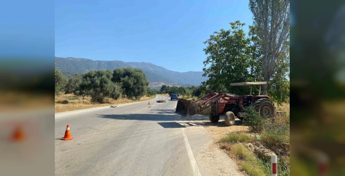 Ödemiş'te motosiklet-traktör kazası: Bir kişi ağır yaralı