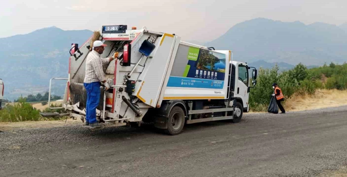 Onikişubat'ta orman yangını: Belediye ekipleri müdahalede
