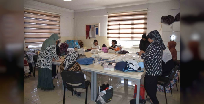 Şahinbey'de kadınlar dikiş-nakış kurslarıyla güçleniyor
