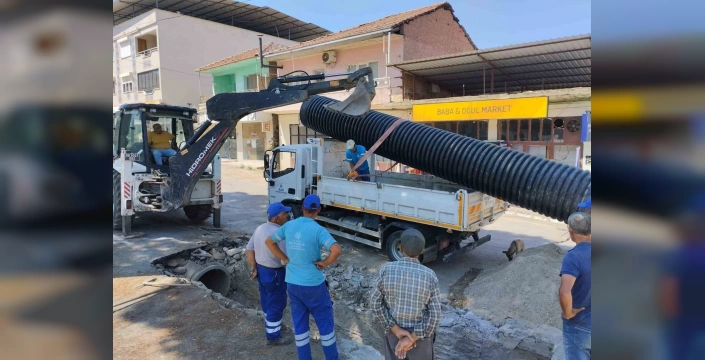 Yenipazar'da yol ve çevre düzenleme çalışmaları devam ediyor
