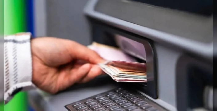 ATM para yatırma limitleri düşürüldü: Günlük 250 bin TL'den 180 bin TL'ye indi