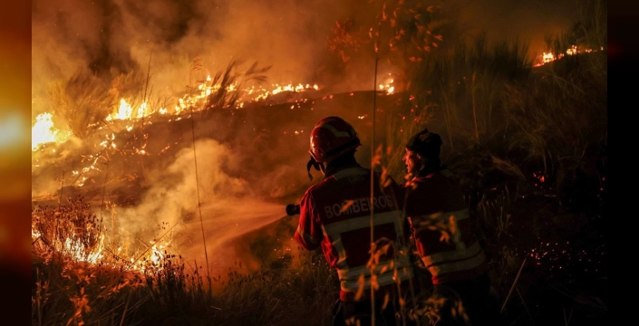 Avrupa alev alev yanıyor: İspanya, Portekiz ve İtalya'da yangınlar sürüyor