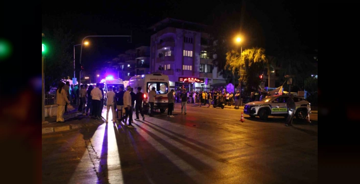 Aydın'da korkunç kaza: 11 yaralı, kopan kulak motosikletle hastaneye yetiştirildi