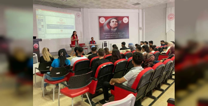 Besni'de 16 Çift Faizsiz Evlilik Kredisi Aldı