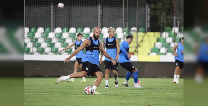 Bodrum FK, Sakaryaspor'u yenerek ilk galibiyetini hedefliyor