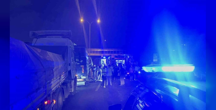 Çayırova'da zincirleme kaza: 1 ölü