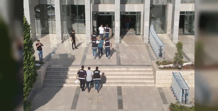 Denizli'de silah kaçakçılarına operasyon: 3 tutuklama