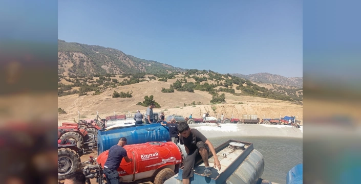 Denizli ve Aydın'da orman yangını: Vatandaşlar helikopterlere su taşıyor