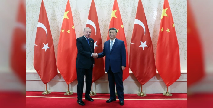 Erdoğan, Çin'de Xi Jinping ile görüştü