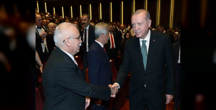 Erdoğan: Güçlü ve muteber bir Türkiye emanet etmek istiyoruz