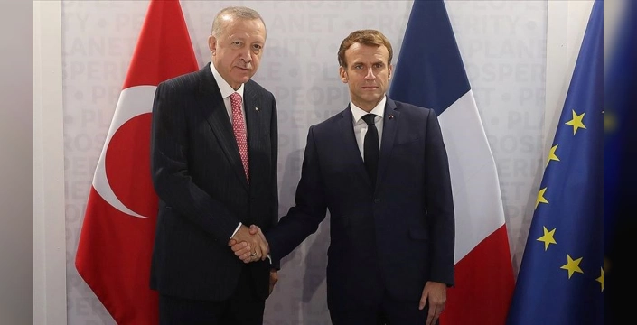 Erdoğan ve Macron görüştü: Ukrayna-Rusya savaşı ve bölgesel gelişmeler ele alındı