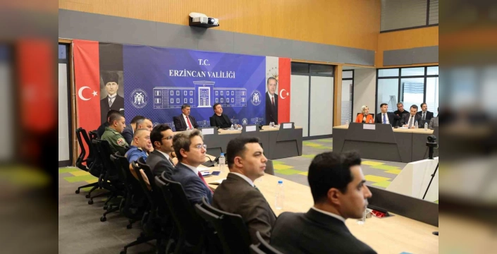 Erzincan'da orman yangınlarıyla mücadele toplantısı