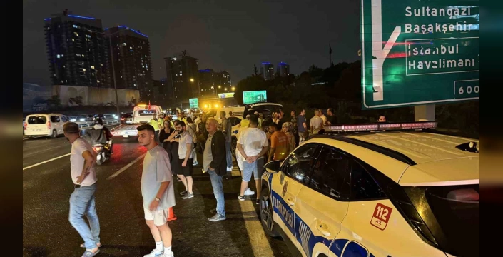 Eyüpsultan'da zincirleme kaza: 16 araç birbirine girdi, 6 yaralı