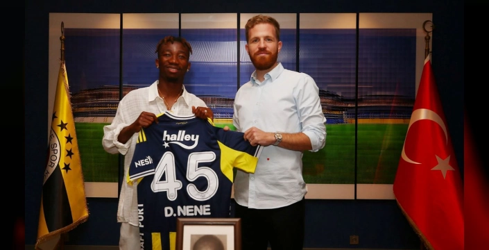 Fenerbahçe, Dorgeles Nene'yi transfer etti