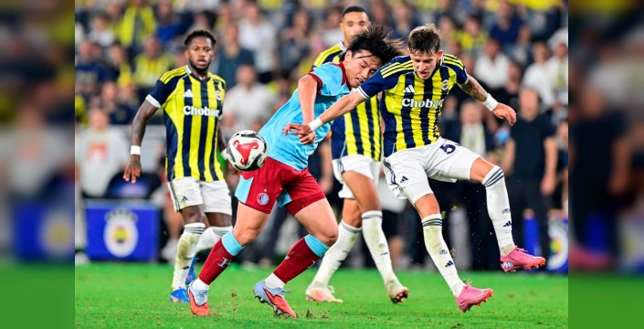 Fenerbahçe, Feyenoord'u 5-2 yendi: Şampiyonlar Ligi play-off'unda