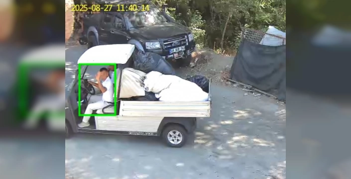 Fethiye'de fotokapan başarısı: Yere atılan izmarit geri alındı