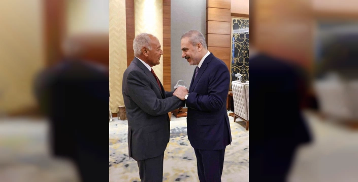 Fidan, Mısır'da Arap Birliği Genel Sekreteri Ebu Gayt ile görüştü