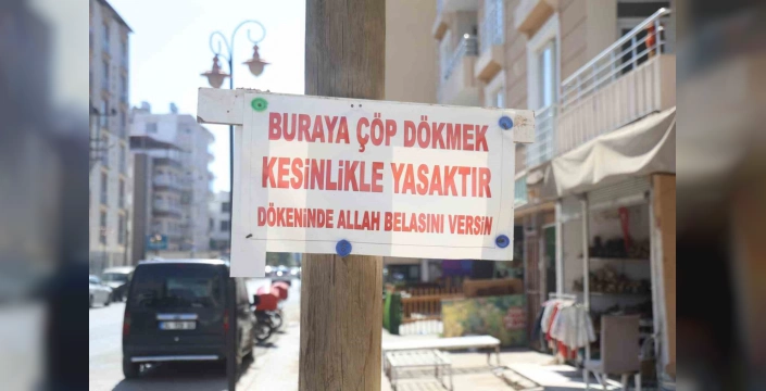 Hatay'da ilginç çözüm: 'Allah belasını versin' yazılı tabela çöp sorununu çözdü