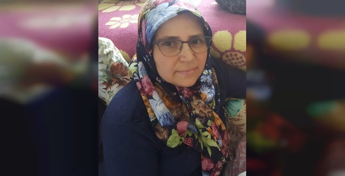 İzmir'de trajik kaza: Köpek saldırısından kaçan kadın, otomobile çarpıp hayatını kaybetti