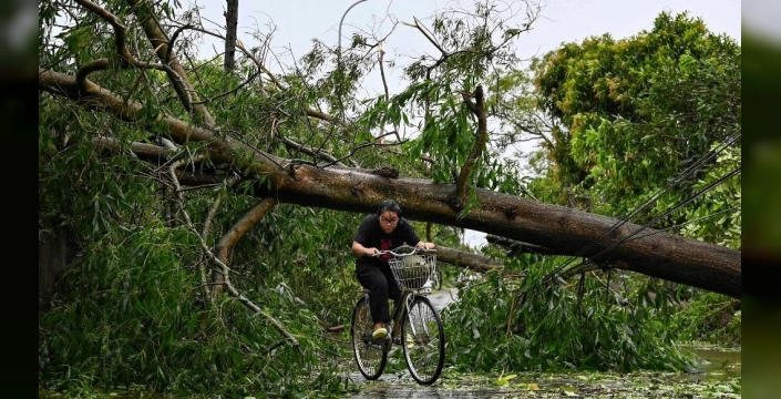 Kajiki Tayfunu Vietnam'ı vurdu: 3 ölü, 10 yaralı